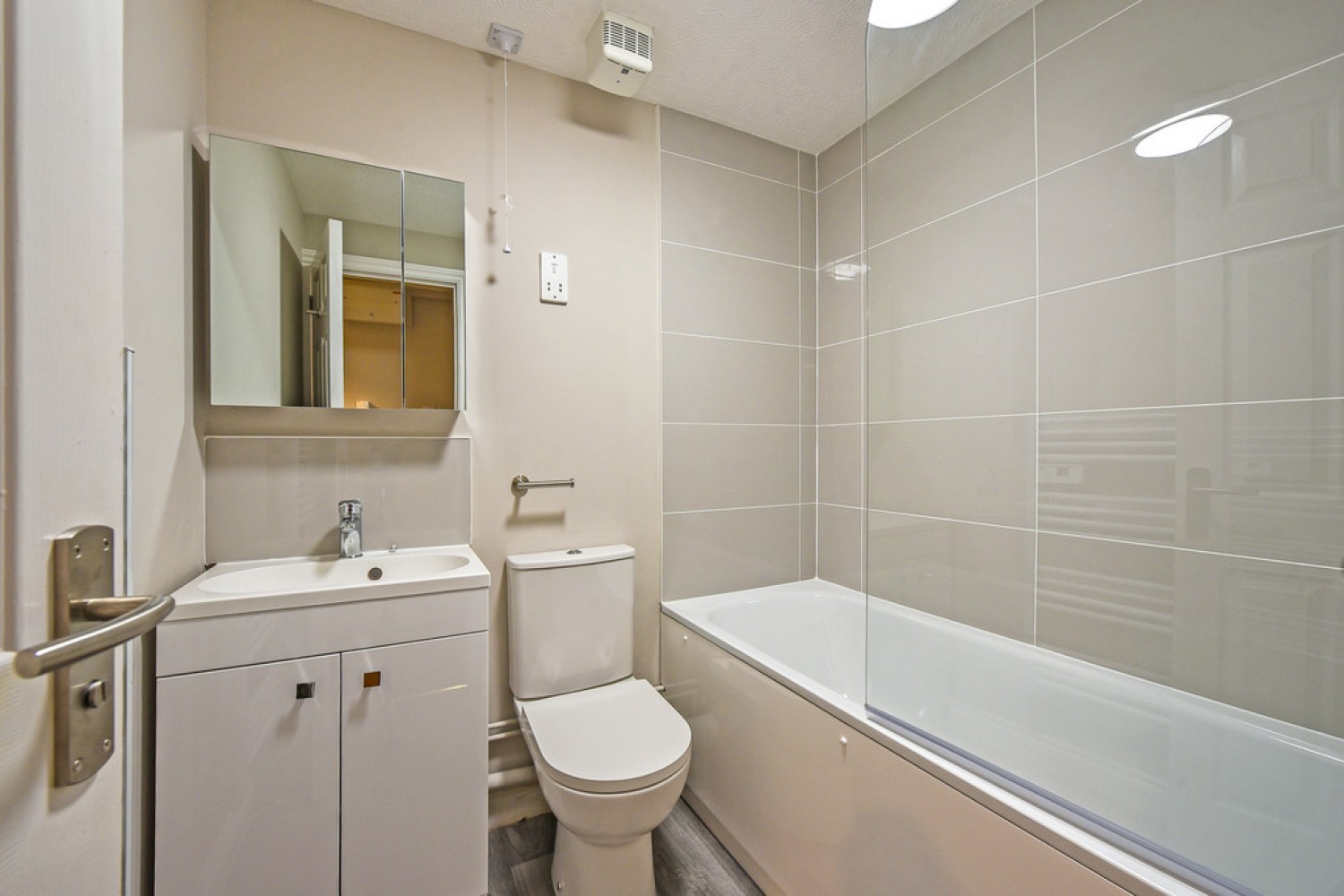 Harbury Court, Newbury, Berkshire