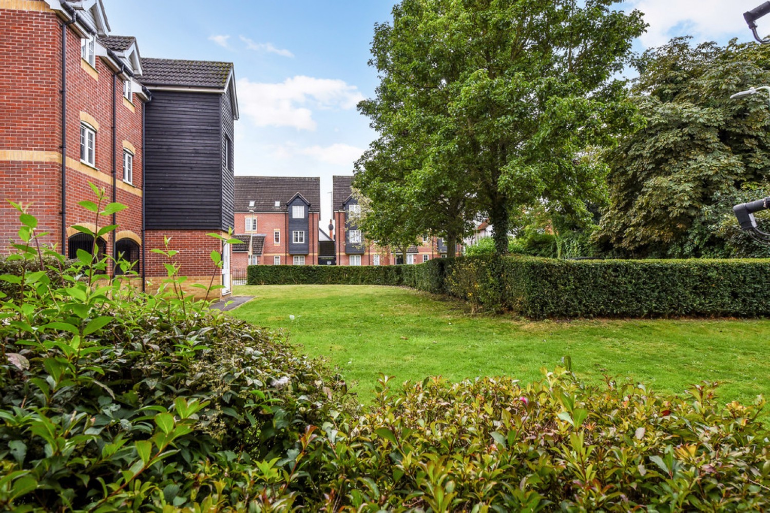 Harbury Court, Newbury, Berkshire