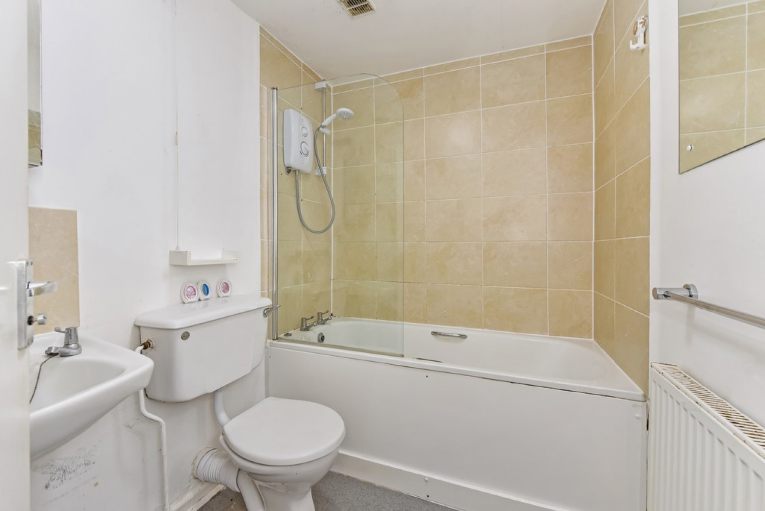 3 bedroom House for Letting Badger Farm, Winchester, Hampshire