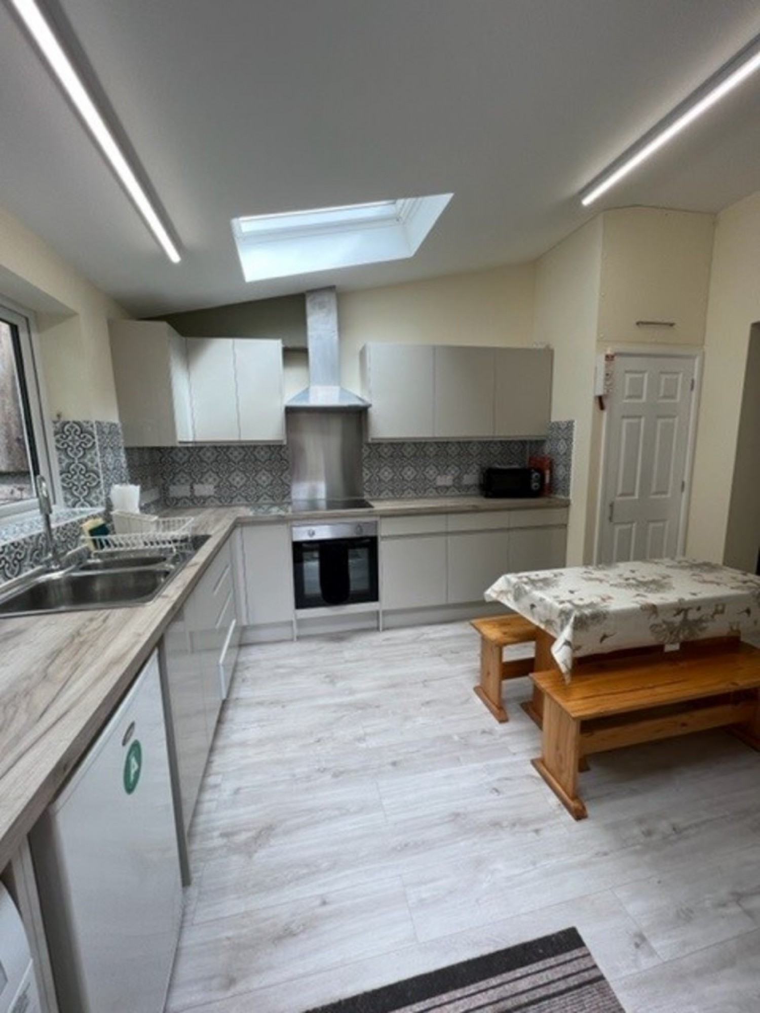 5 bedroom House for Letting Thurmond Crescent, Winchester