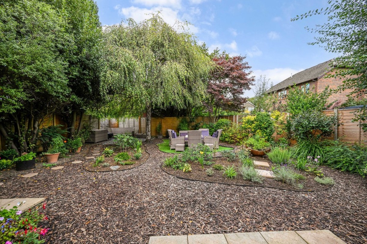 Meadowcroft Close, Otterbourne, Winchester