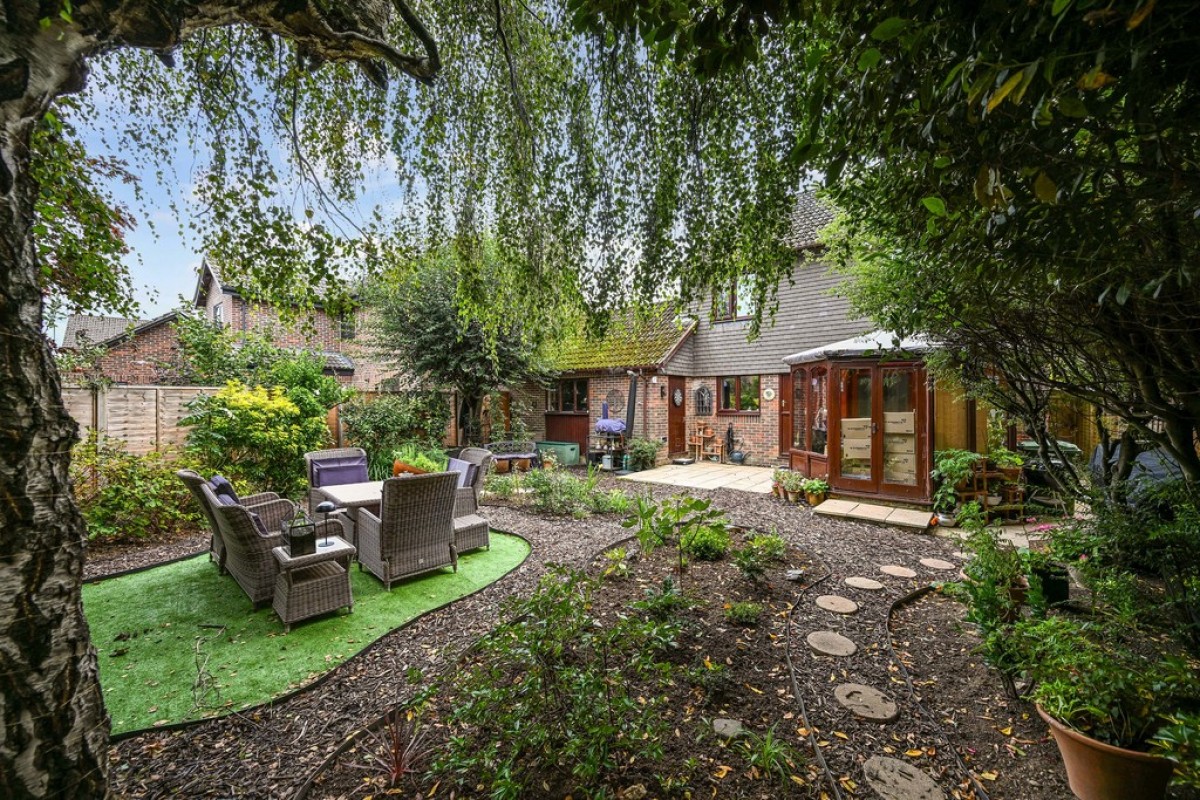 Meadowcroft Close, Otterbourne, Winchester