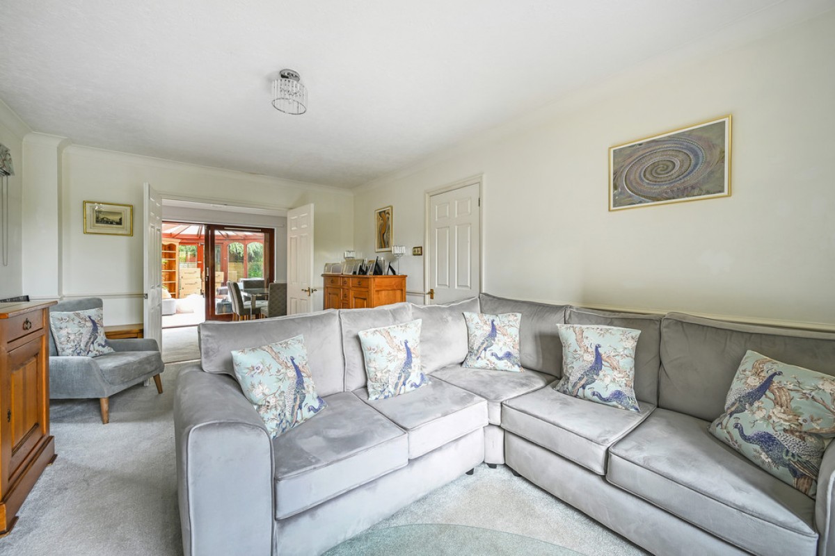 Meadowcroft Close, Otterbourne, Winchester