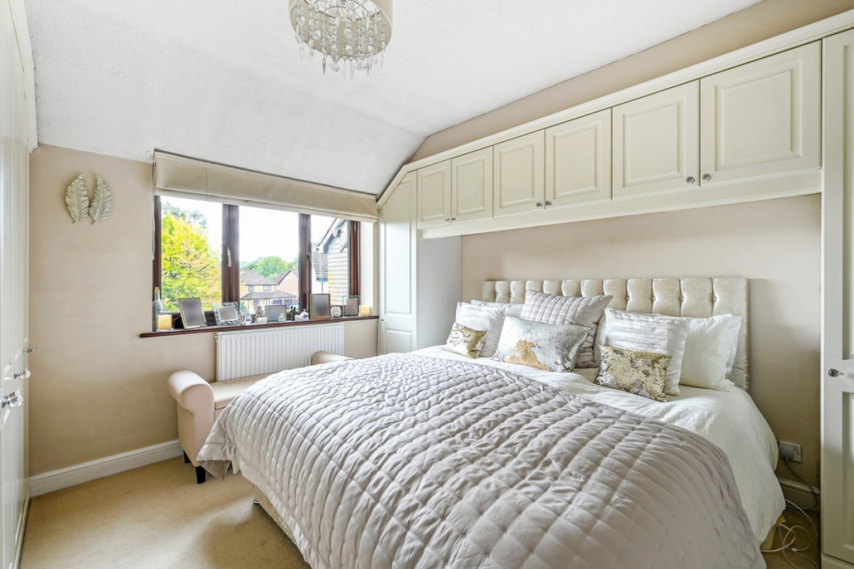 Meadowcroft Close, Otterbourne, Winchester