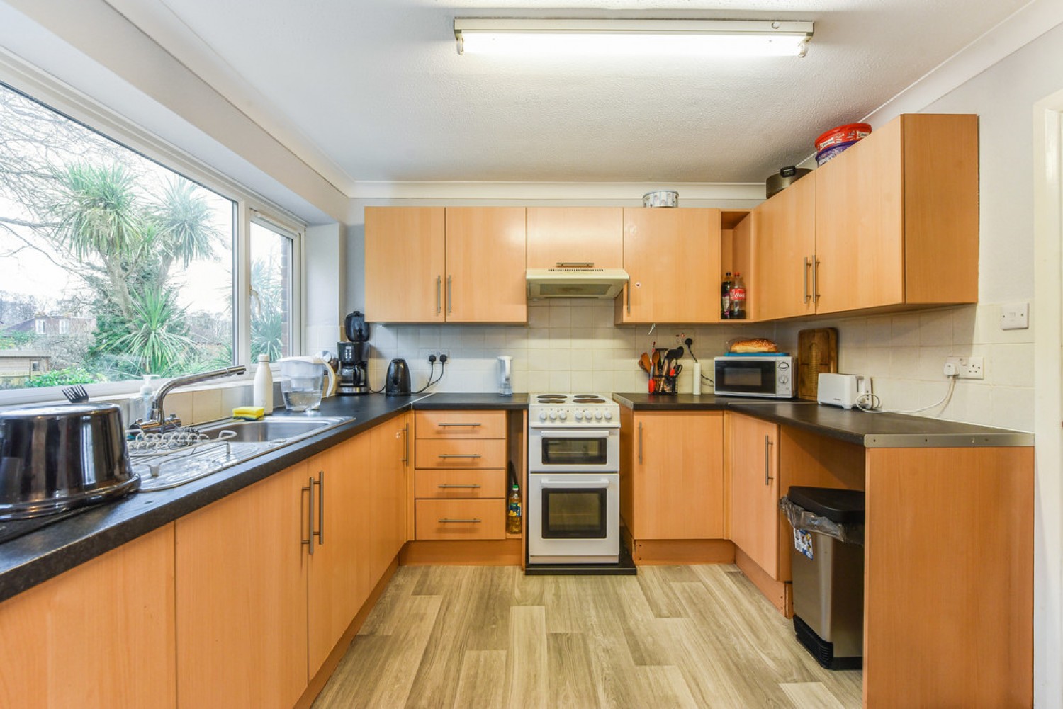 6 bedroom House for Letting West Hill Park*, Winchester, Hampshire