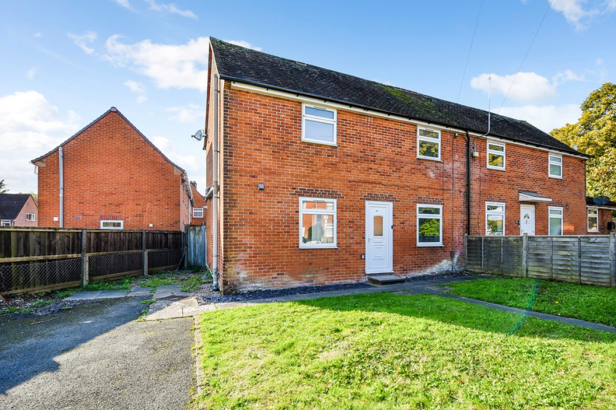 Kings Avenue, Stanmore