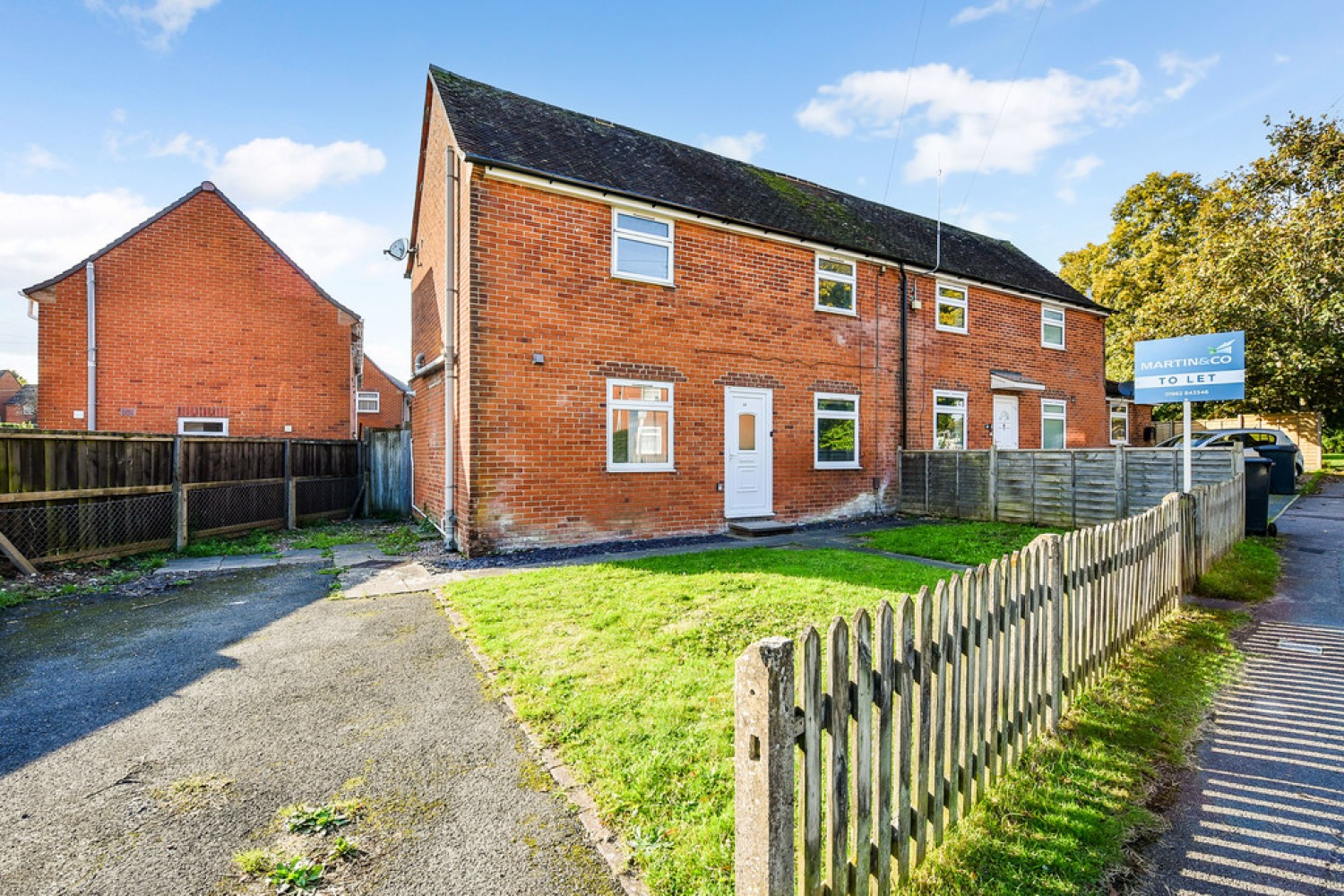 Kings Avenue, Stanmore