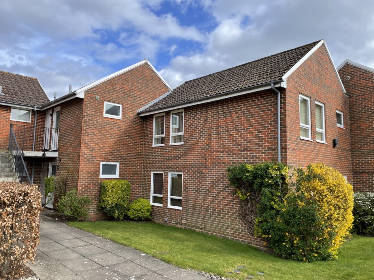 Moggs Mead, Petersfield