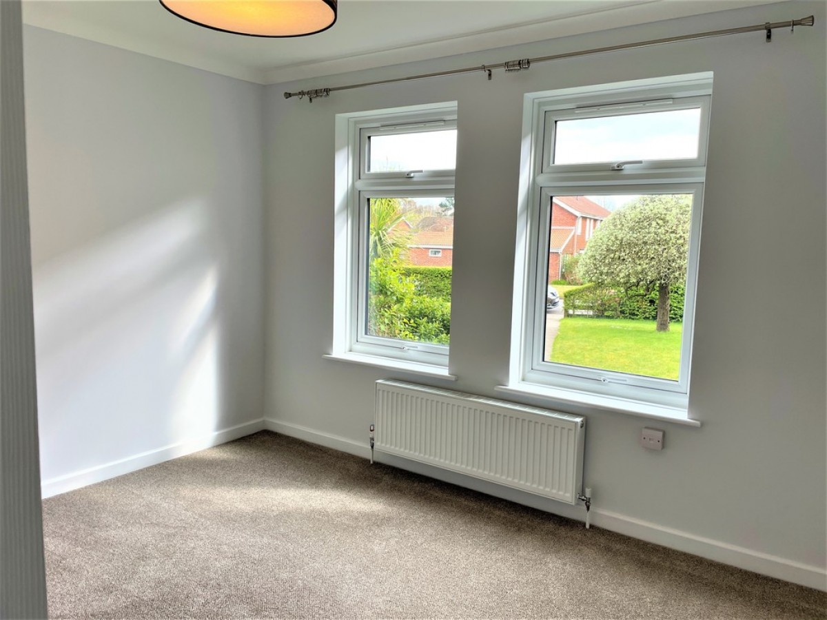 Moggs Mead, Petersfield