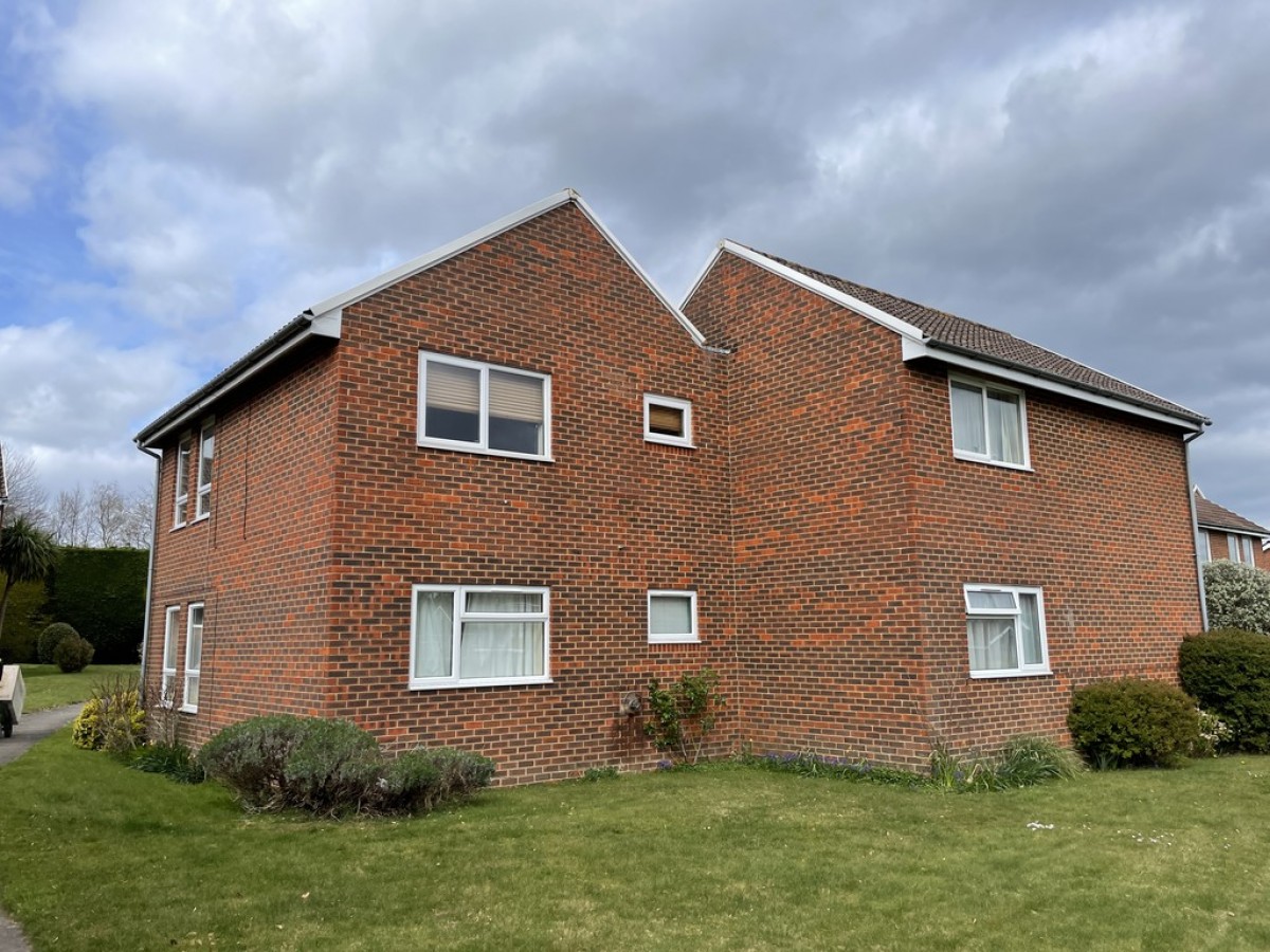 Moggs Mead, Petersfield