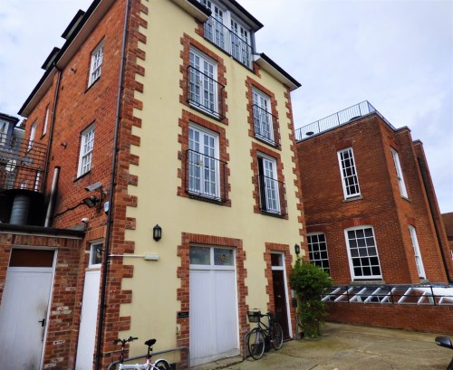 Central Winchester