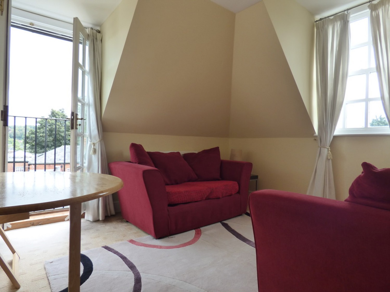 3 bedroom Flat for Letting Central Winchester