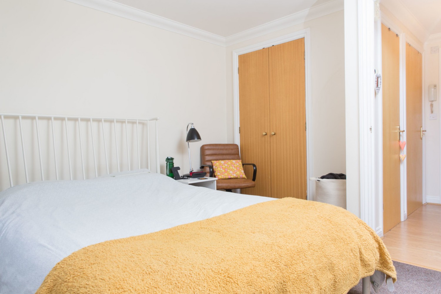 1 bedroom Flat for Letting Silchester Place, Winchester