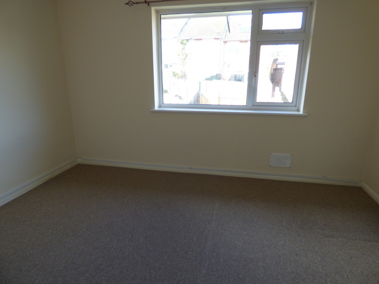 2 bedroom House for Letting Badger Farm, Winchester, Hampshire