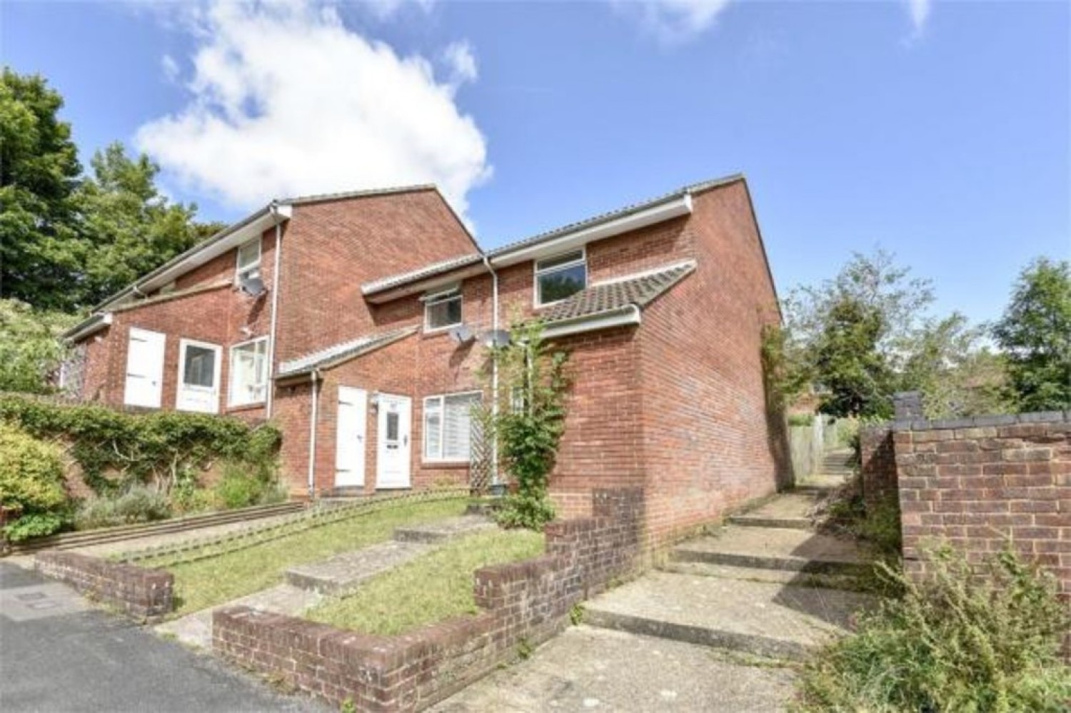 2 bedroom House for Letting Badger Farm, Winchester, Hampshire