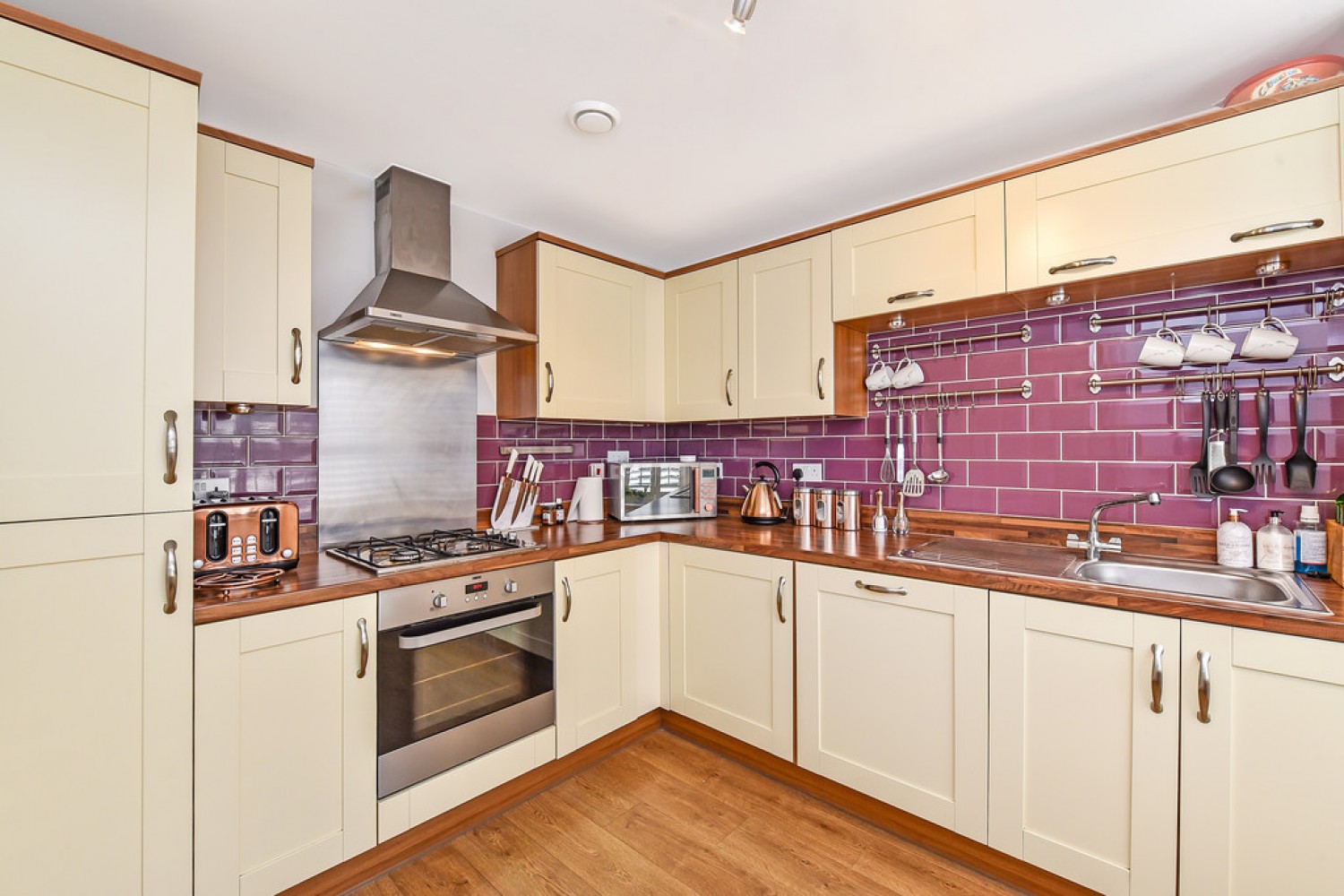 4 bedroom House for Letting Cutforth Way, Romsey