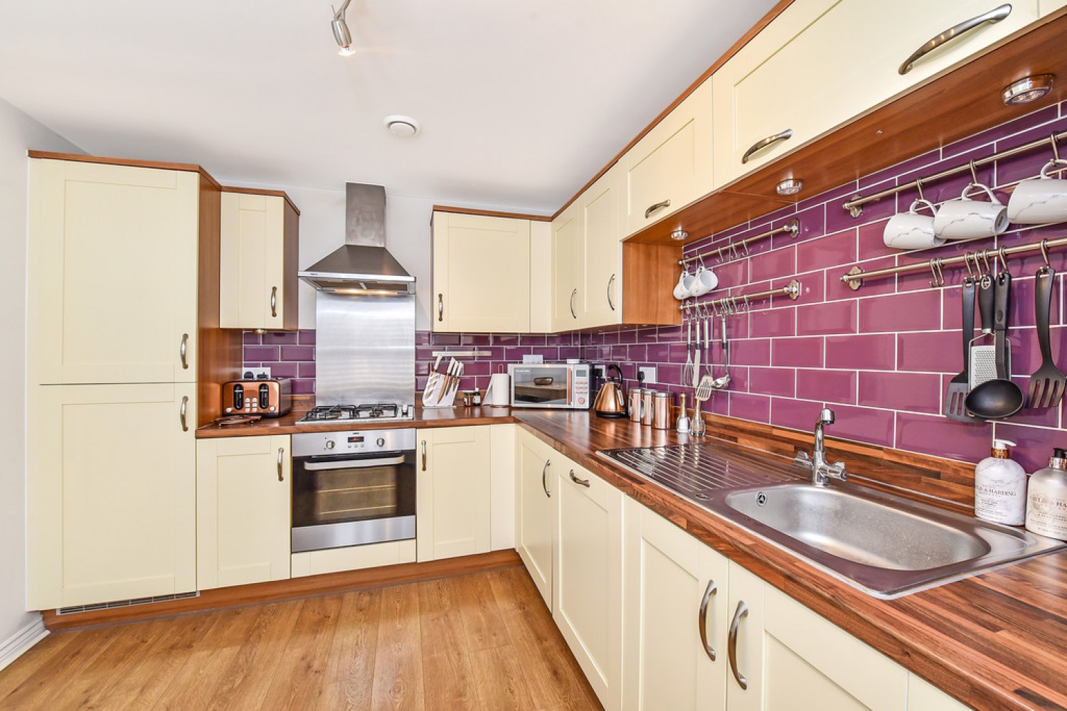 4 bedroom House for Letting Cutforth Way, Romsey