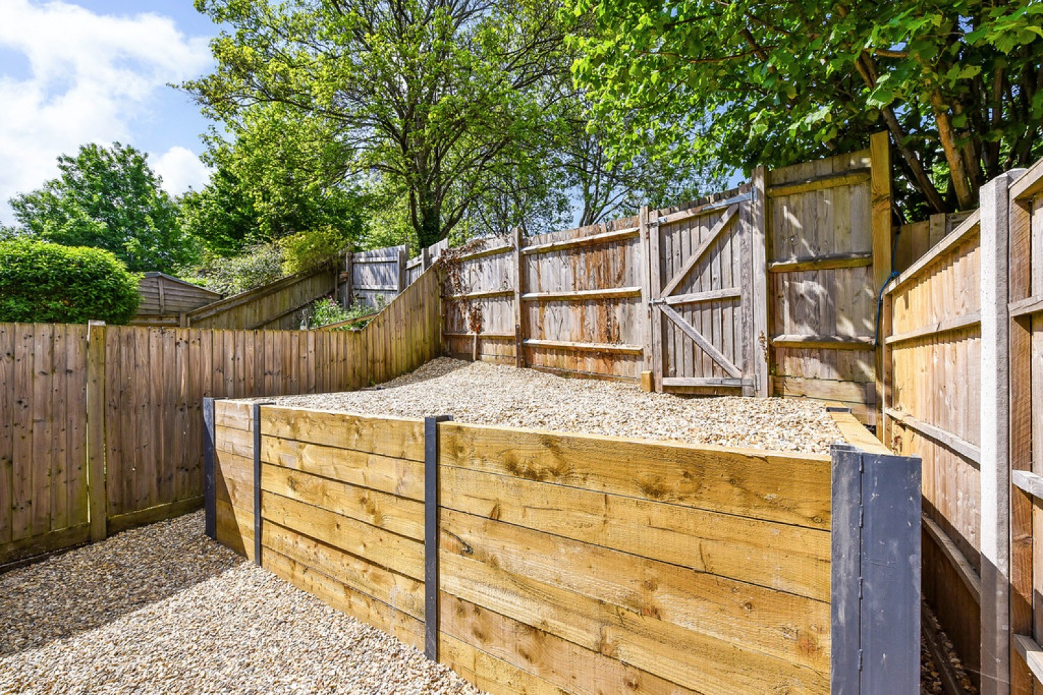 Honeysuckle Close, Badger Farm, Winchester