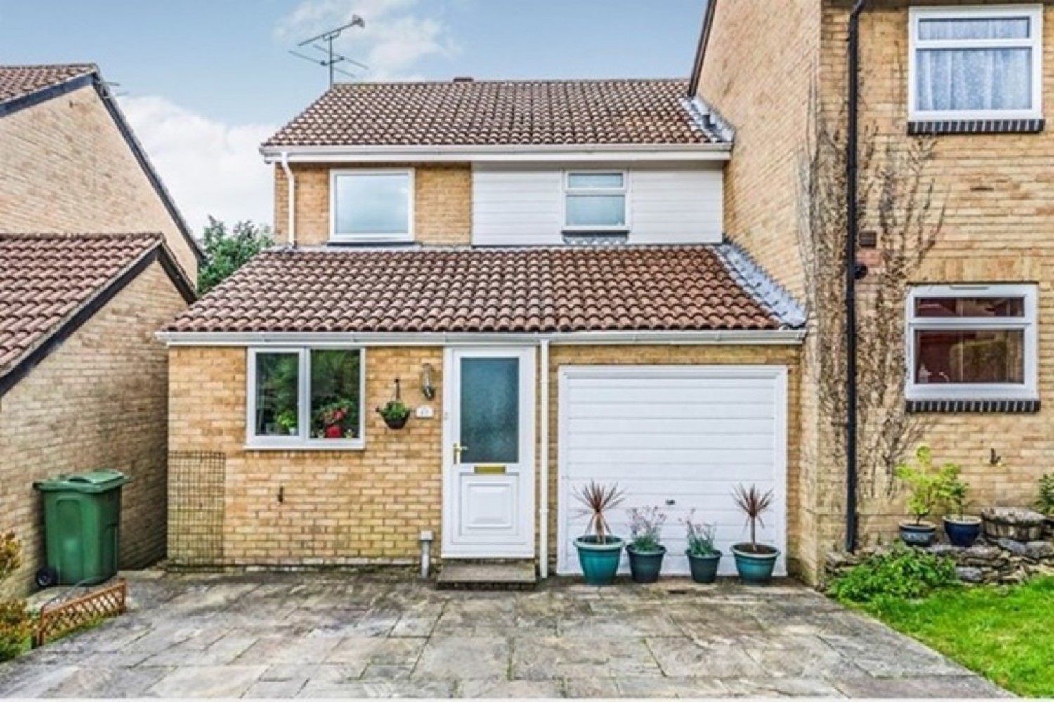 5 bedroom House of Multiple Occupation in Badger Farm, Winchester