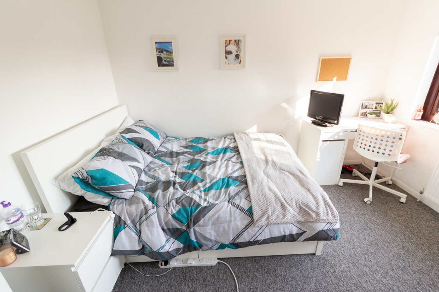 May Tree Close, Badger Farm, Winchester