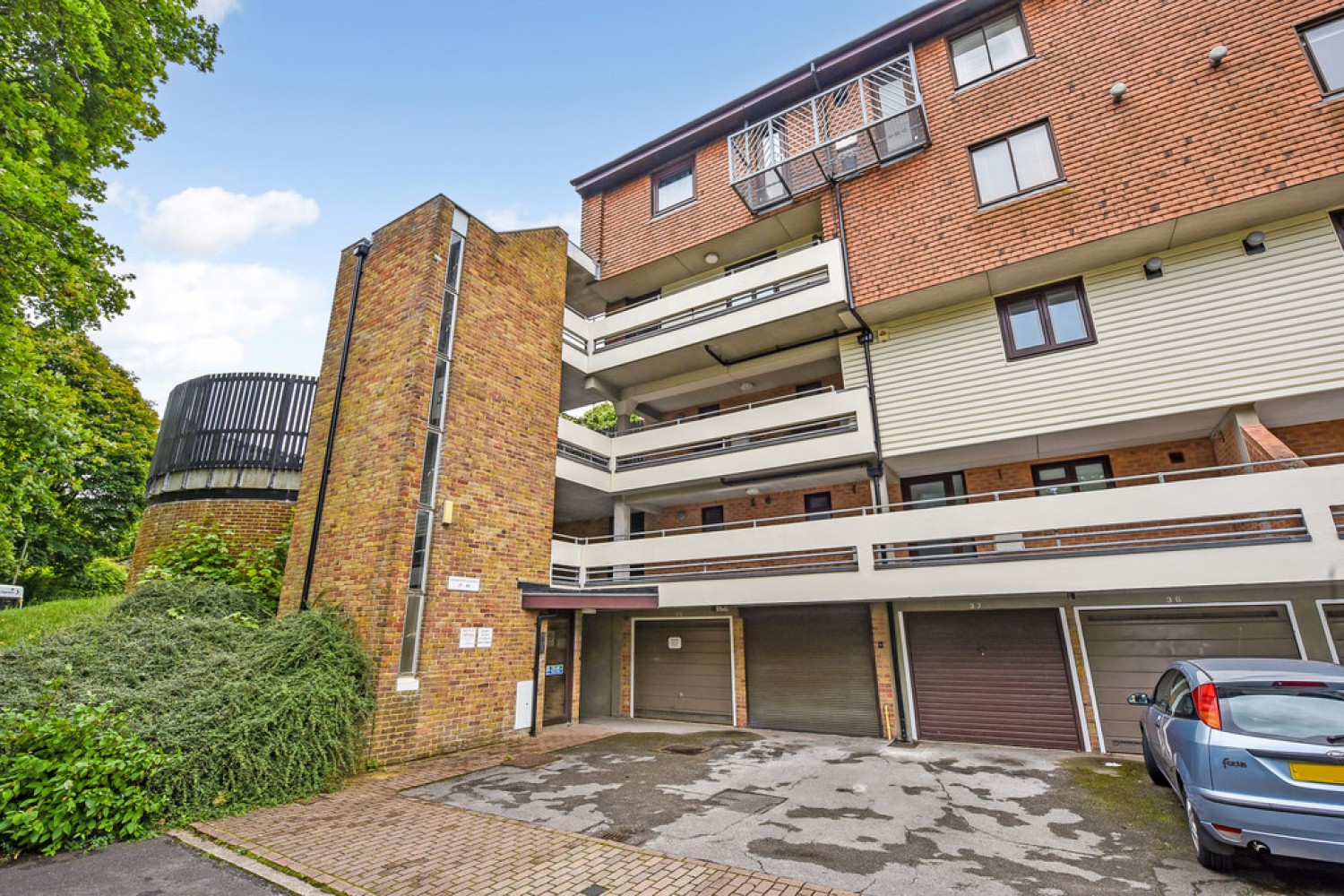 1 bedroom Flat for Letting Saxon Court, Kingsway Gardens