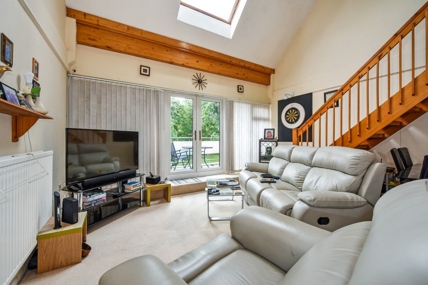 1 bedroom Flat for Letting Saxon Court, Kingsway Gardens