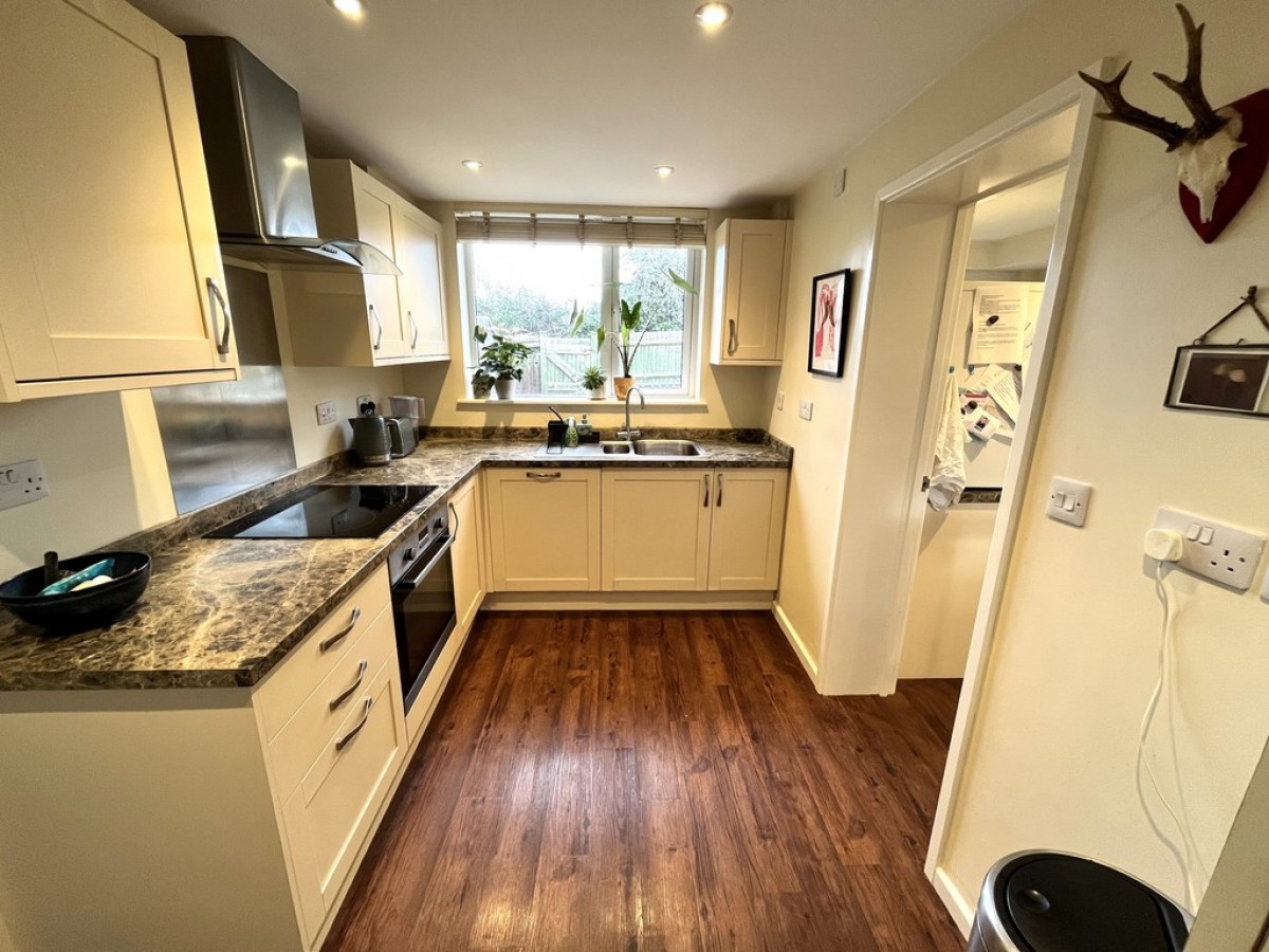 Aldrin Close, Charlton