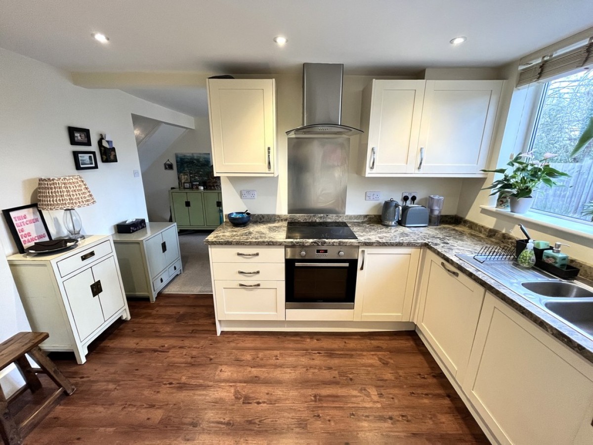 Aldrin Close, Charlton