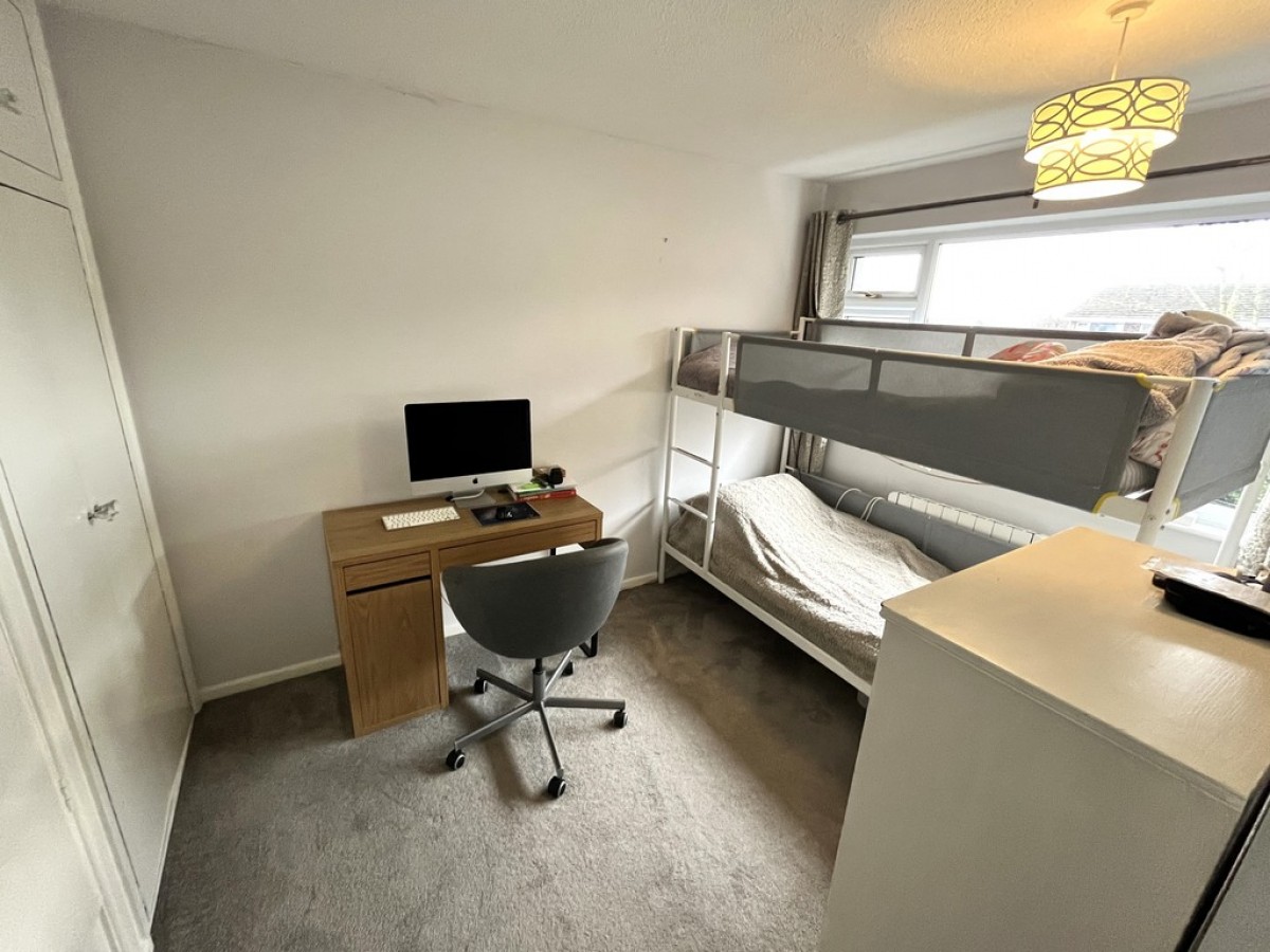 Aldrin Close, Charlton