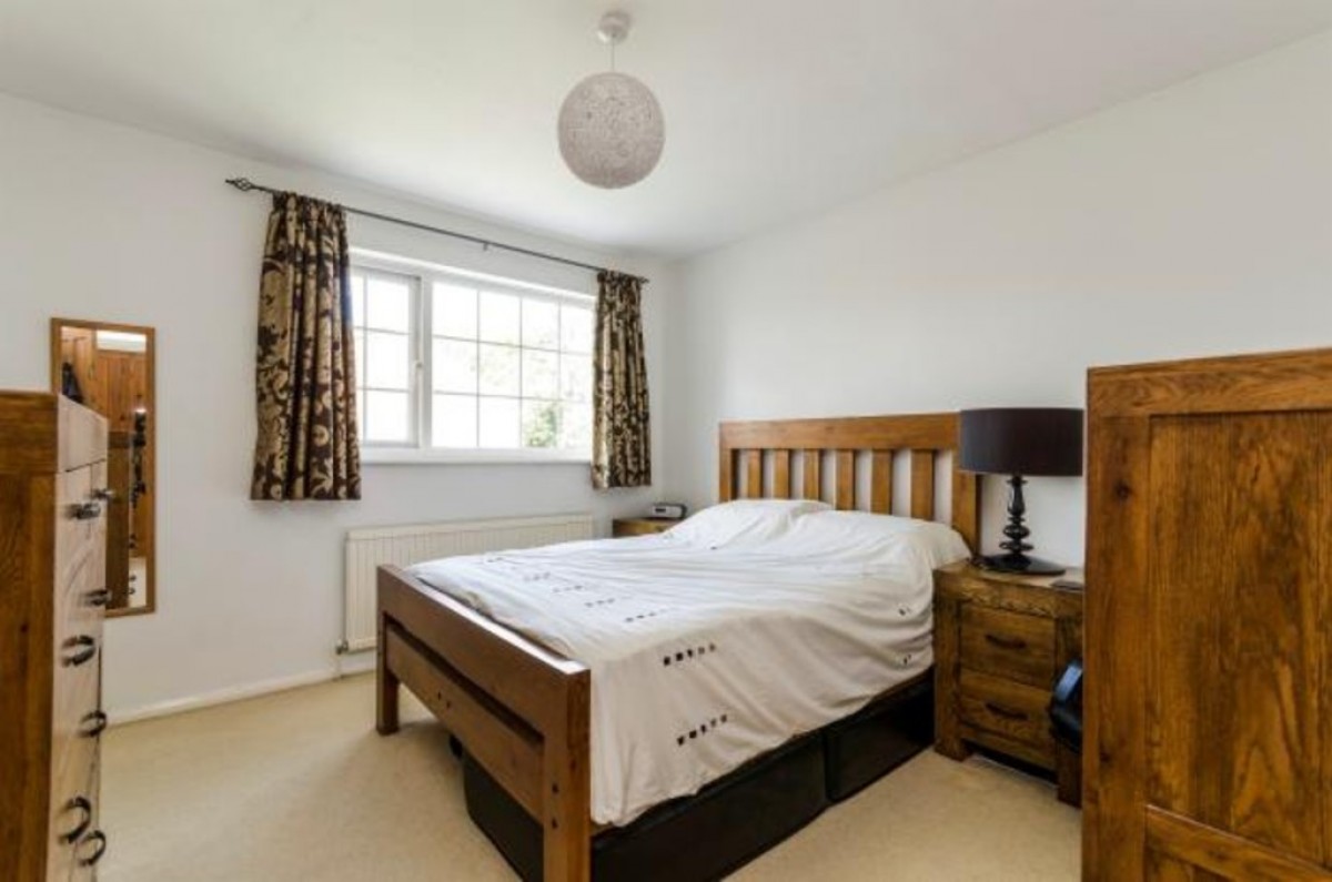 Pennington Close, Colden Common