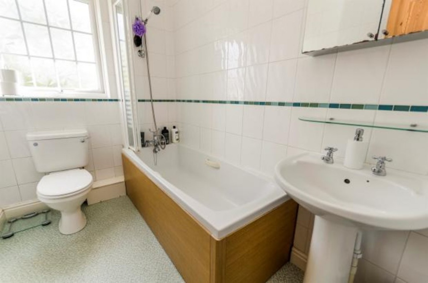 2 bedroom House for Letting Pennington Close, Colden Common