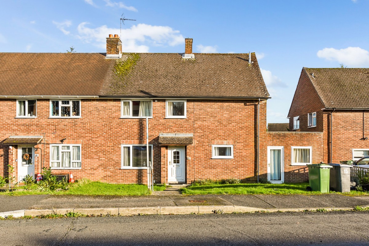 Addison Close, Winchester