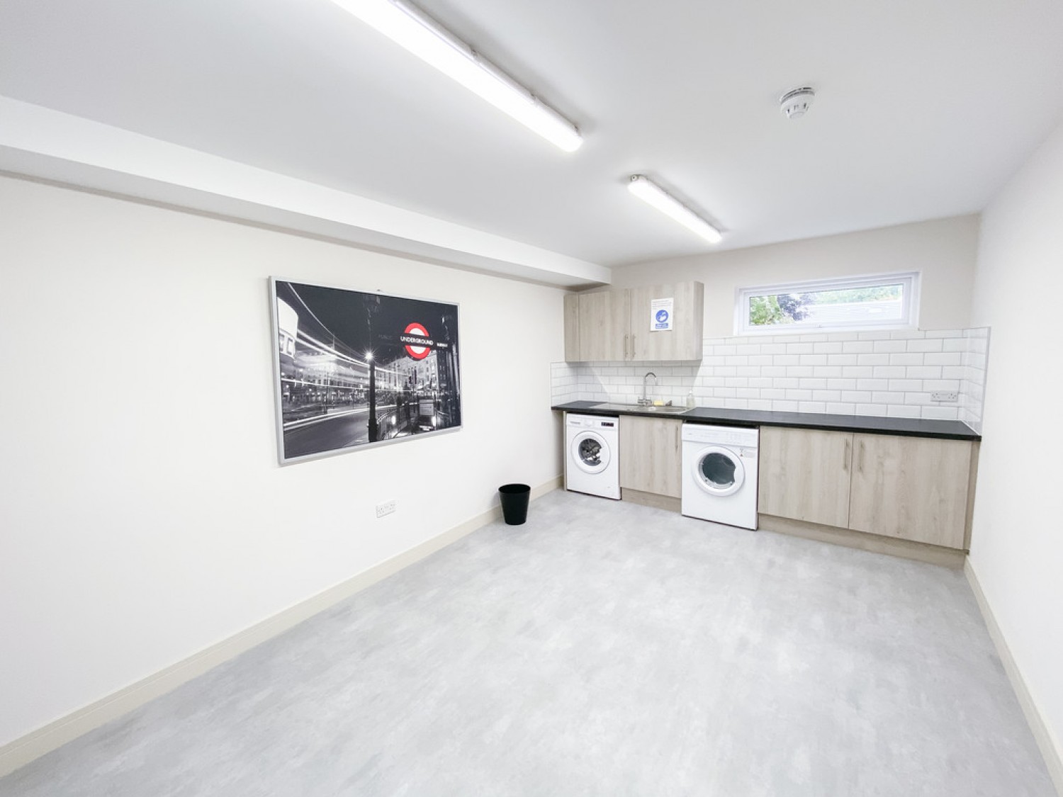 3 bedroom Flat for Letting Winnall Close, Winchester