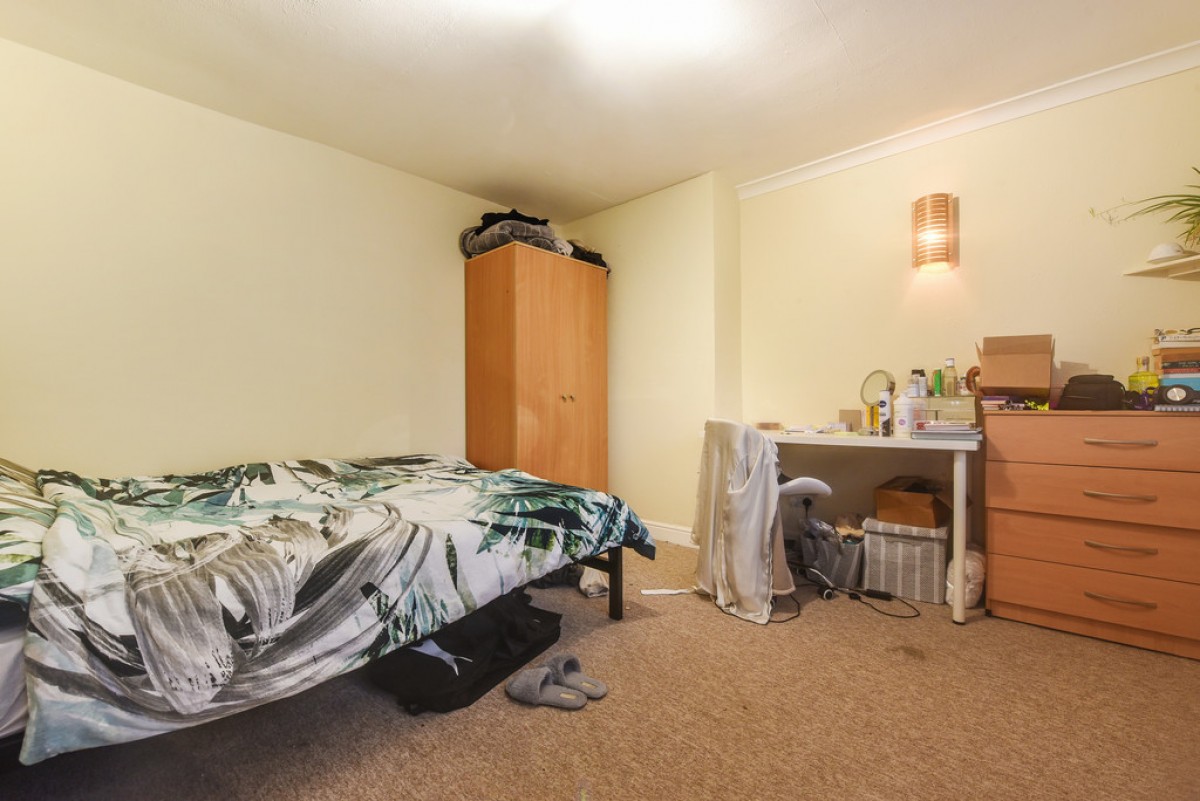 Queens Road, Winchester