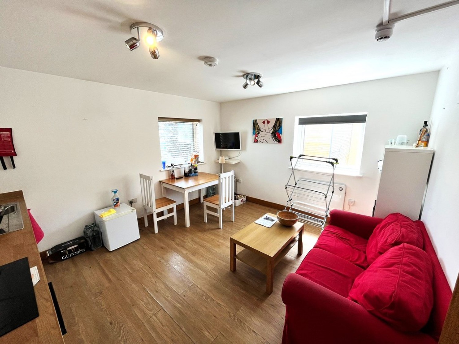 2 bedroom Flat for Letting Winnall Close, Winchester