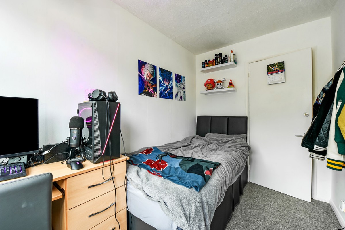 Sparkford Close, Winchester