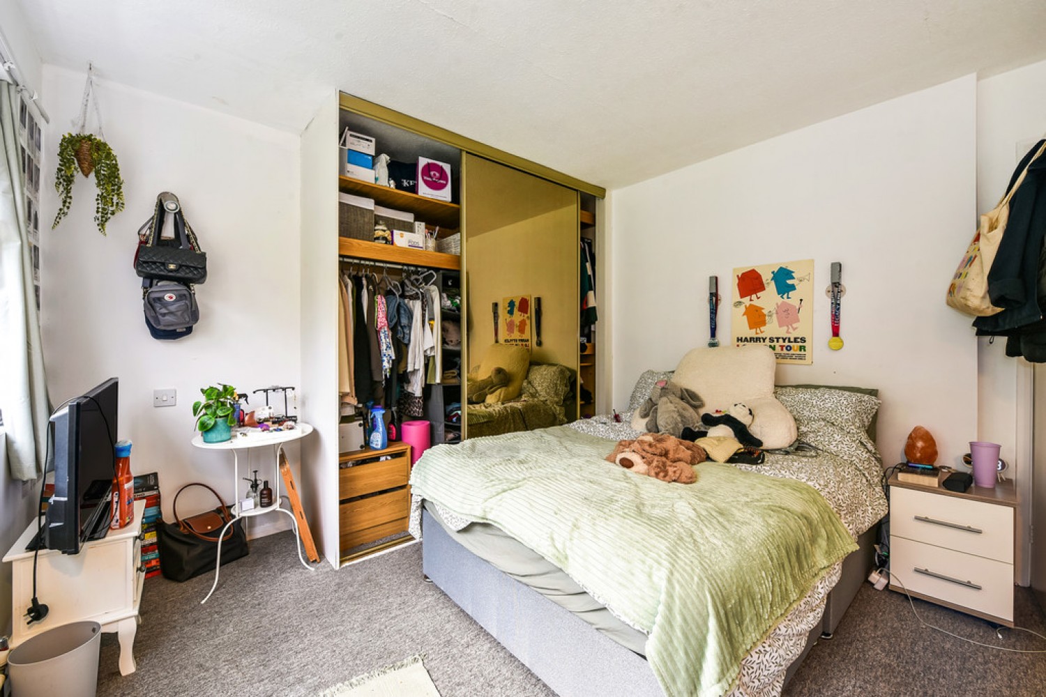 6 bedroom House for Letting Sparkford Close, Winchester