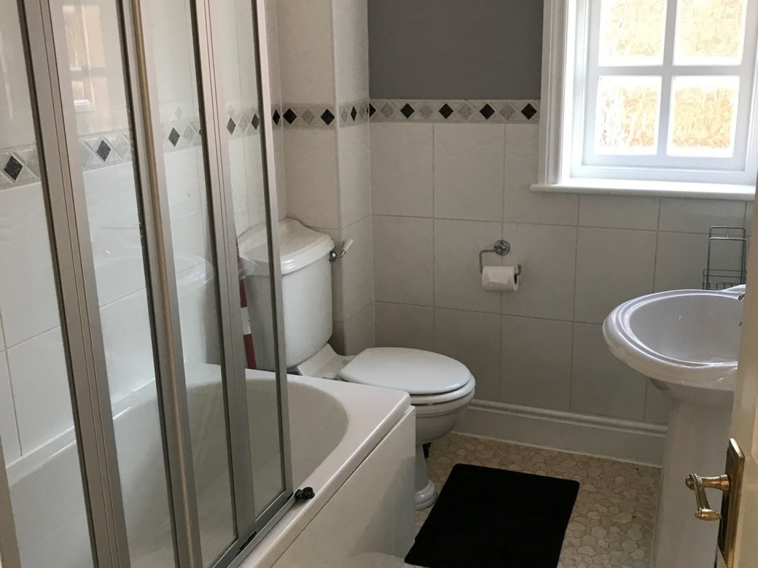 3 bedroom House of Multiple Occupation in Jewry Street, Winchester