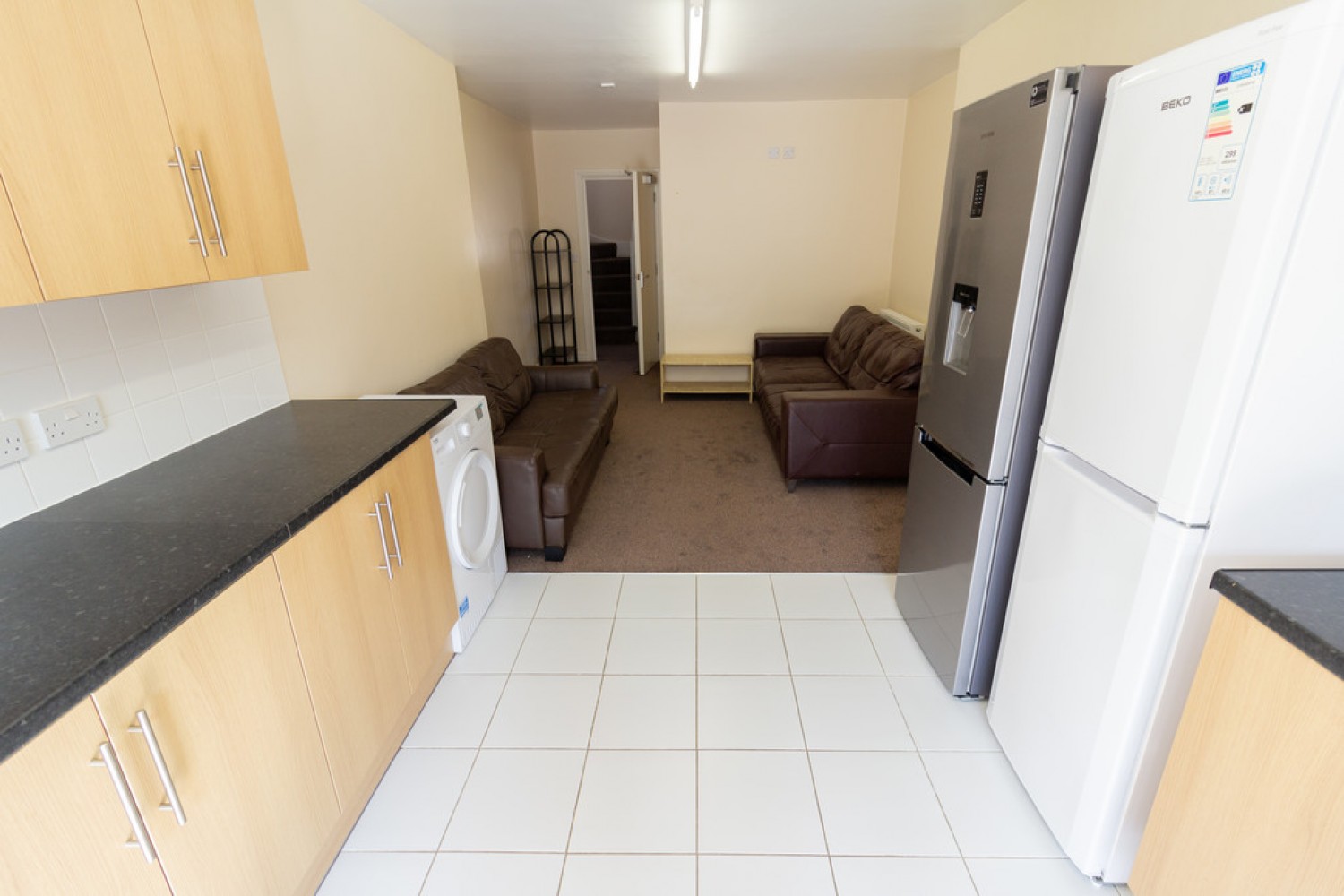 6 bedroom House in Stuart Crescent, Winchester