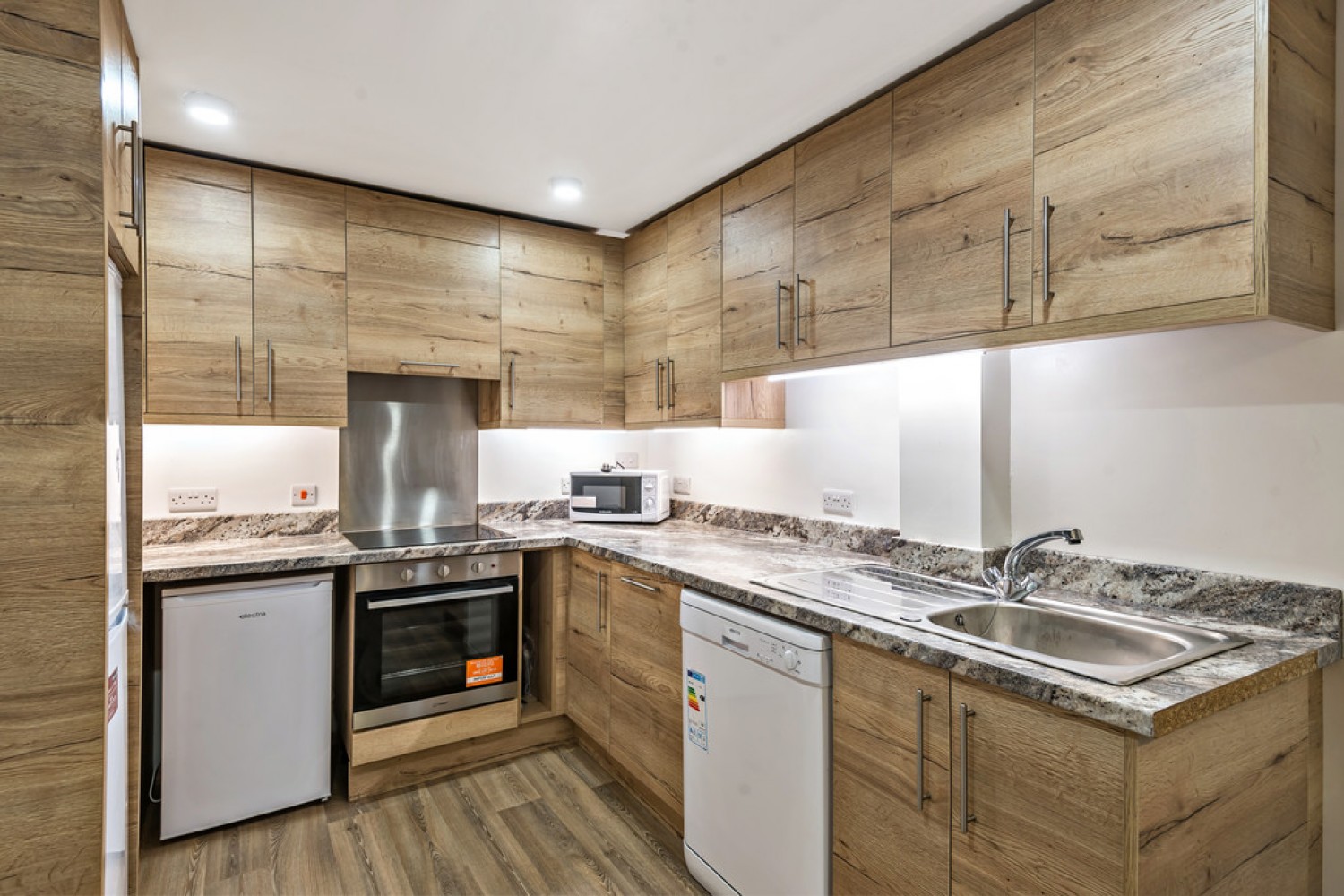 5 bedroom House in Greenhill Close, Winchester