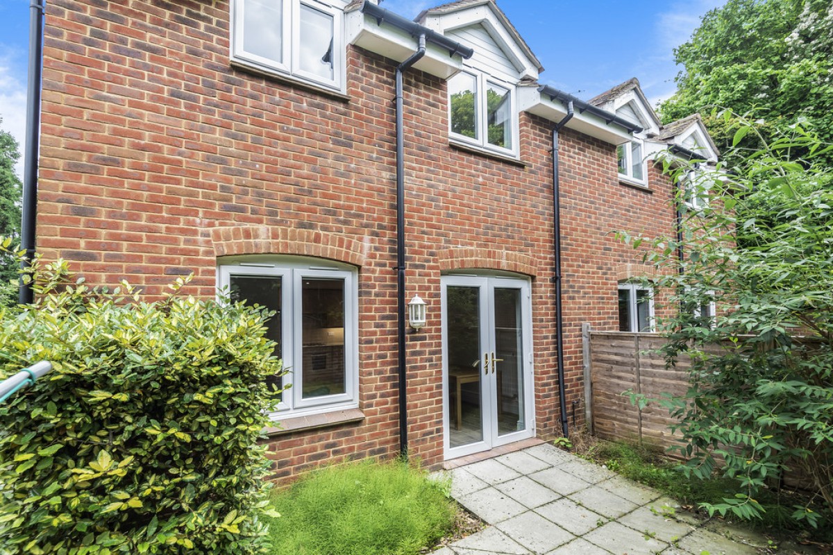 Montgomery Close, Stanmore, Winchester