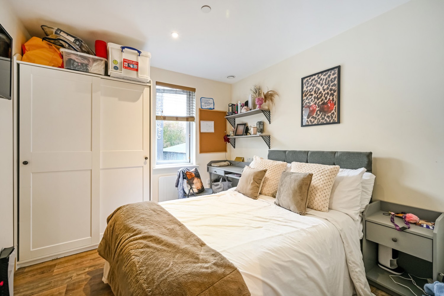 2 bedroom Flat for Letting Winnall Close, Winchester, Hampshire