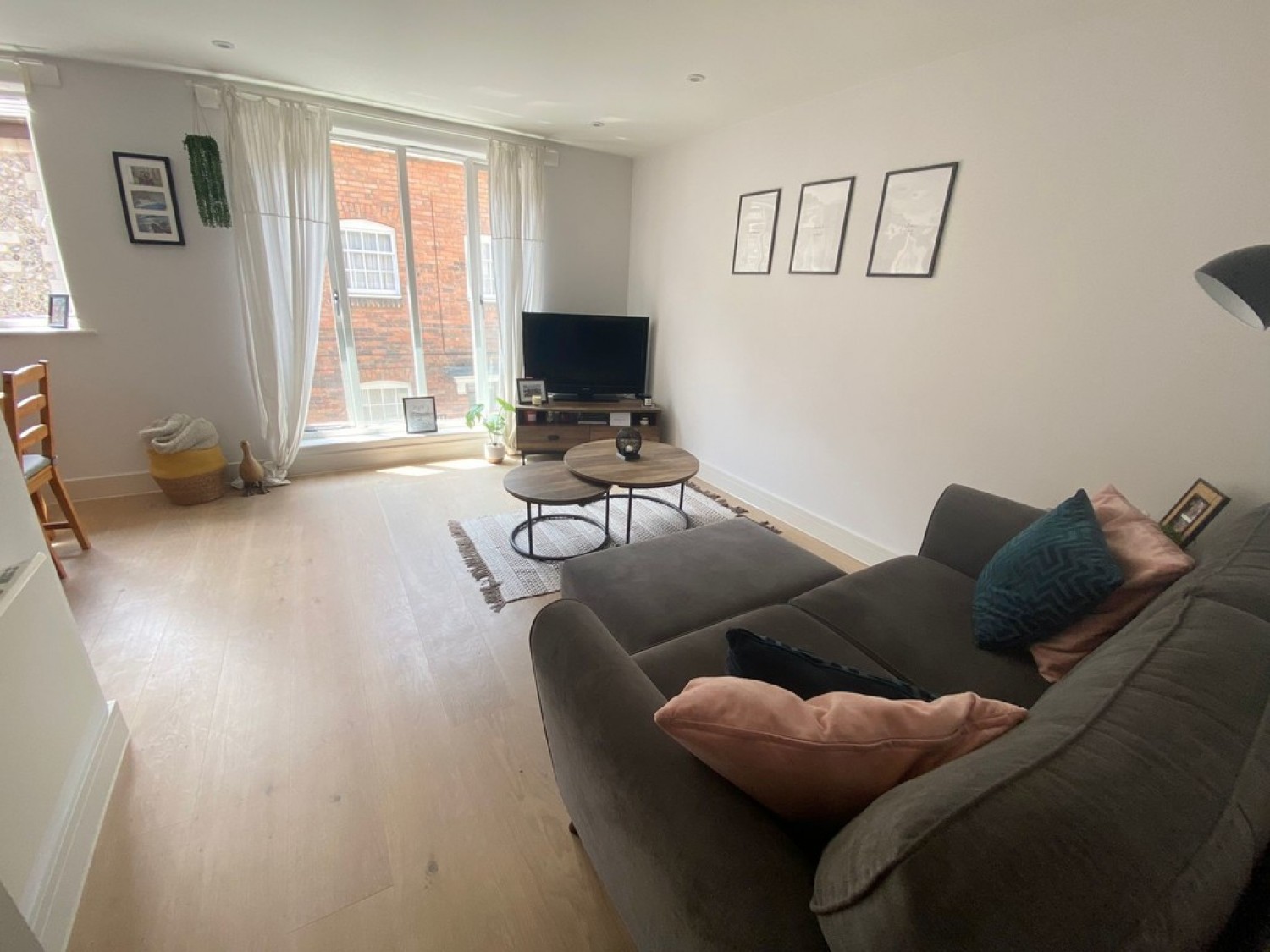 1 bedroom Flat for Letting St Clements Street, Winchester, Hampshire