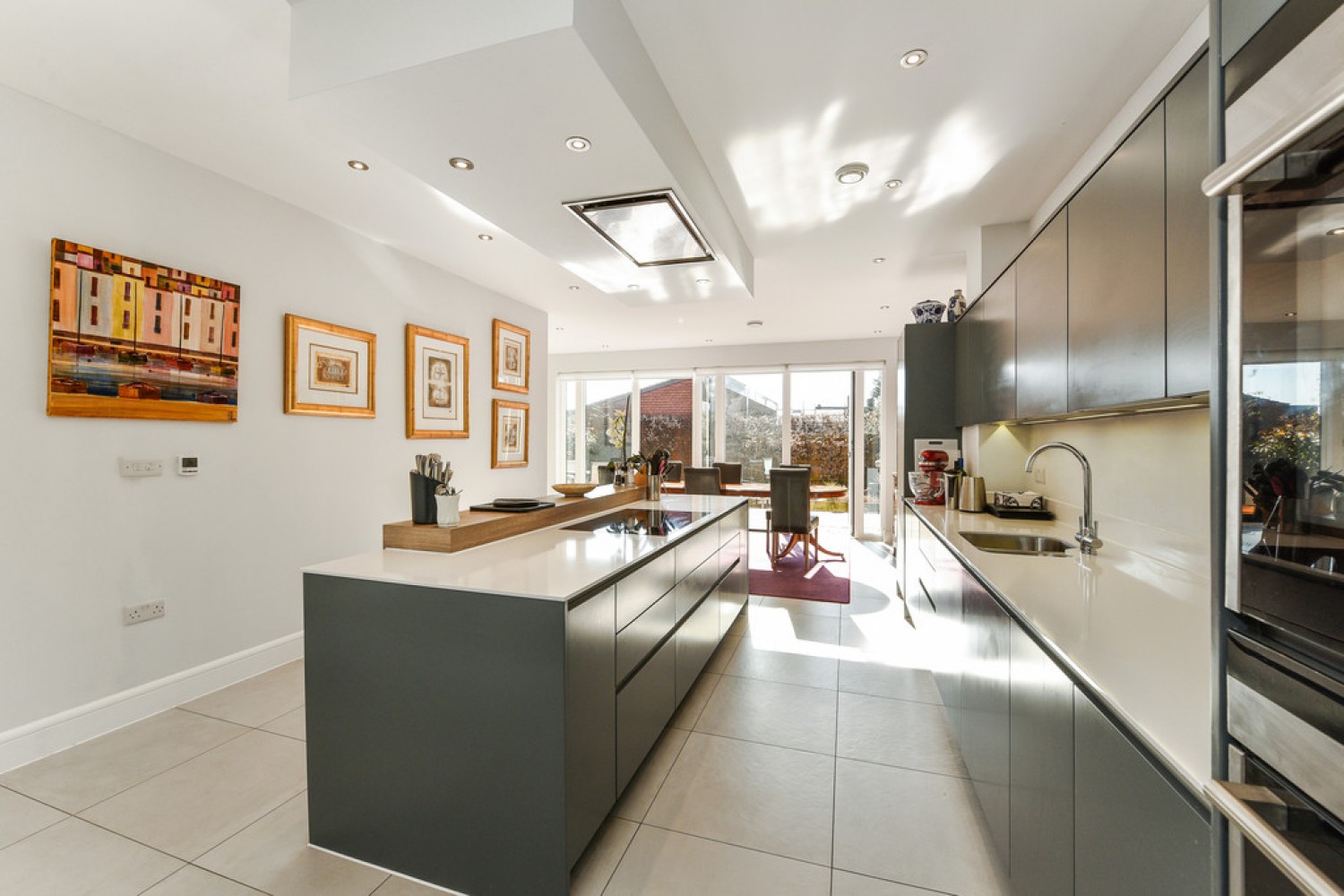 Three Maids Close, Winchester