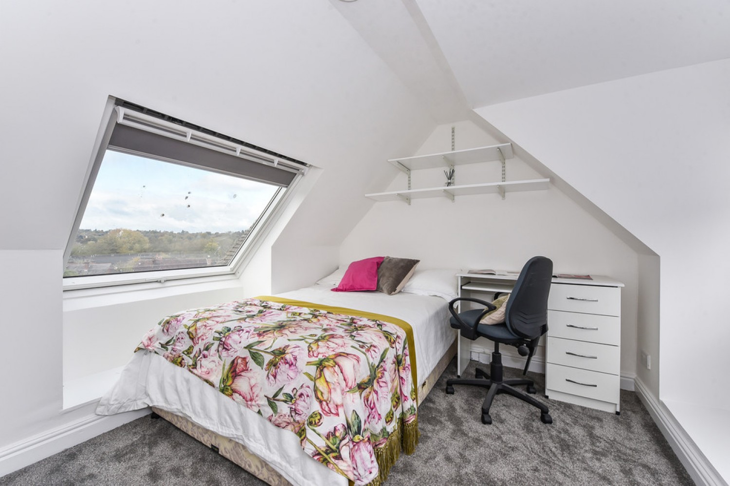 5 bedroom House for Letting Moss Road, Winnall, Winchester