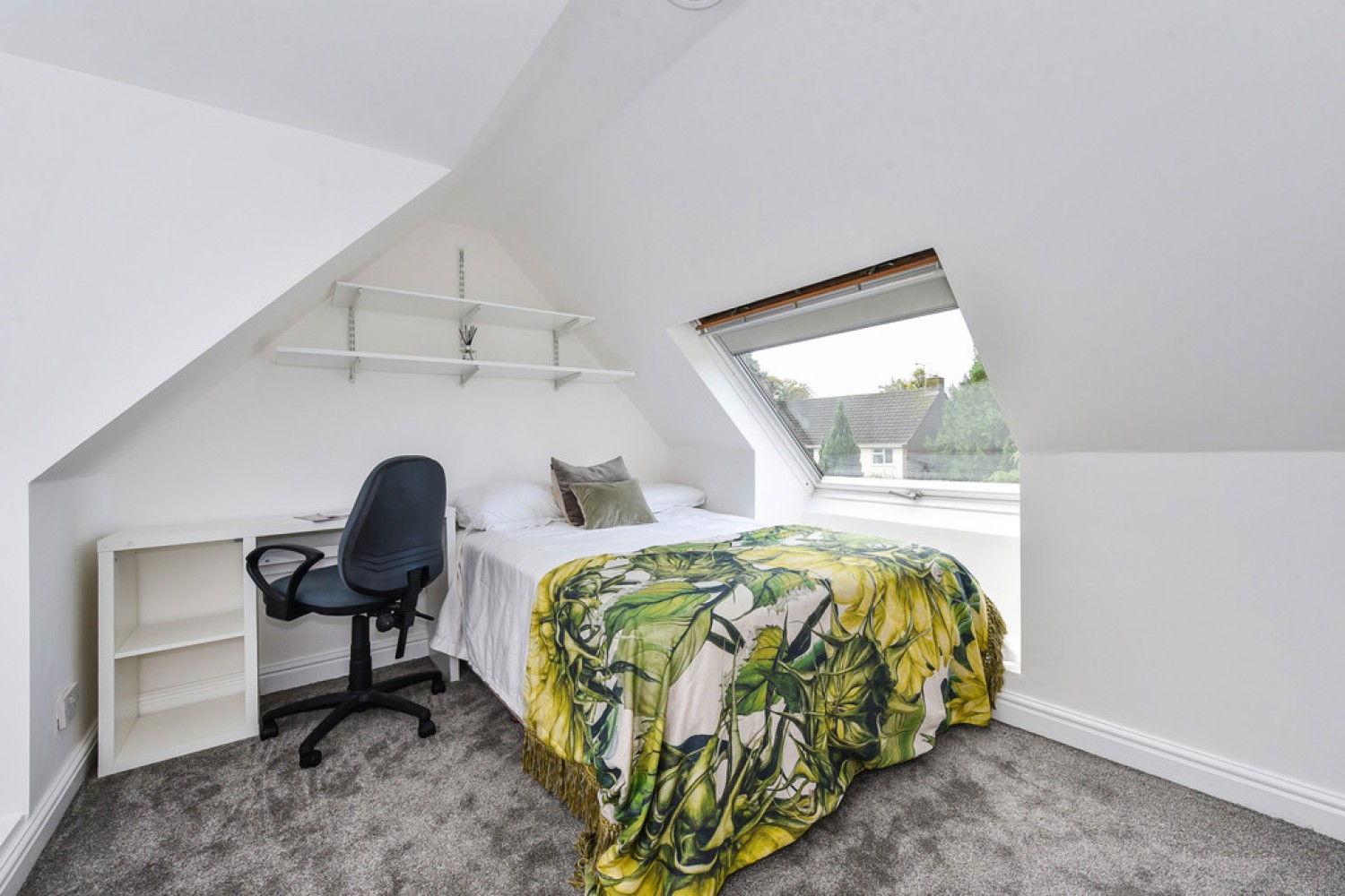 5 bedroom House for Letting Moss Road, Winnall, Winchester