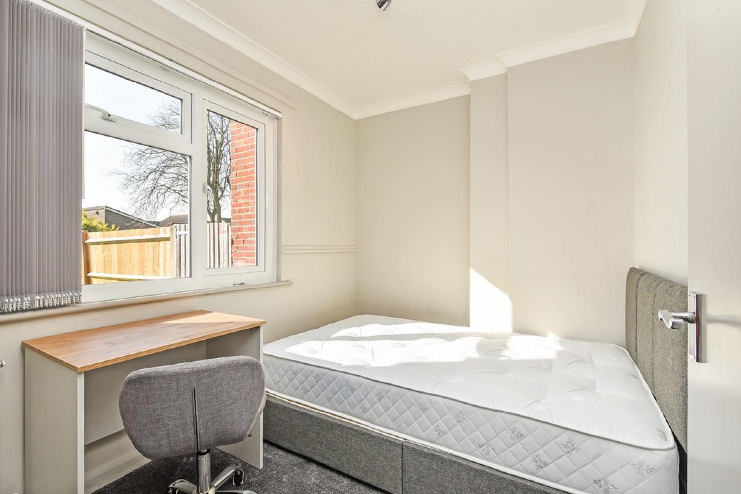 5 bedroom House in Portal Road, Winchester