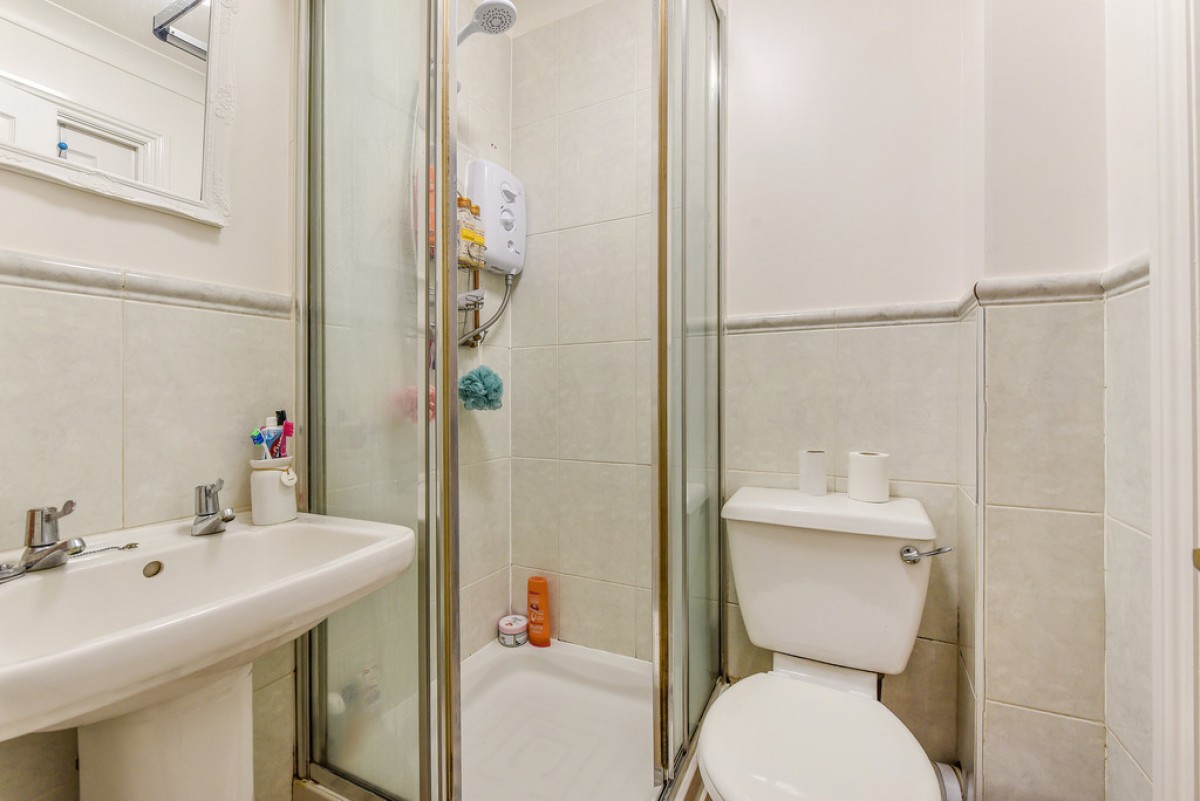 Bar End Road, Winchester