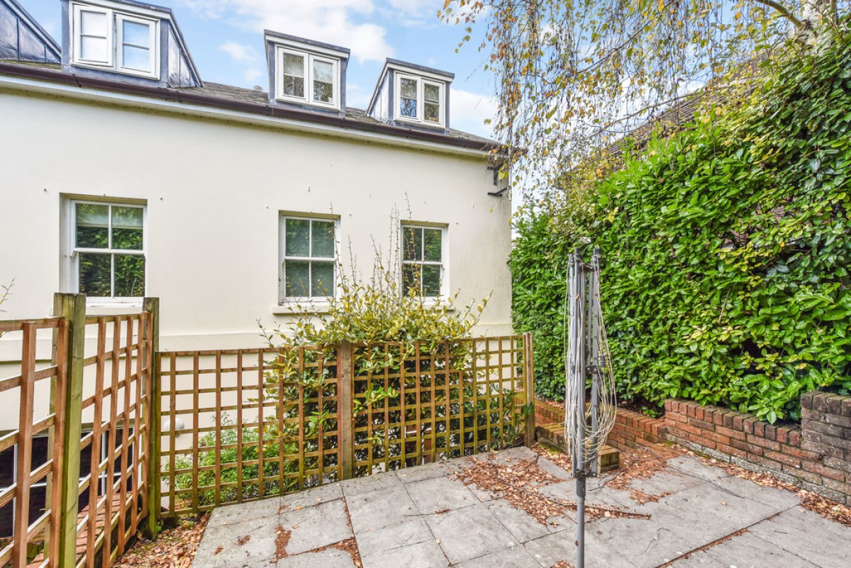 Bar End Road, Winchester