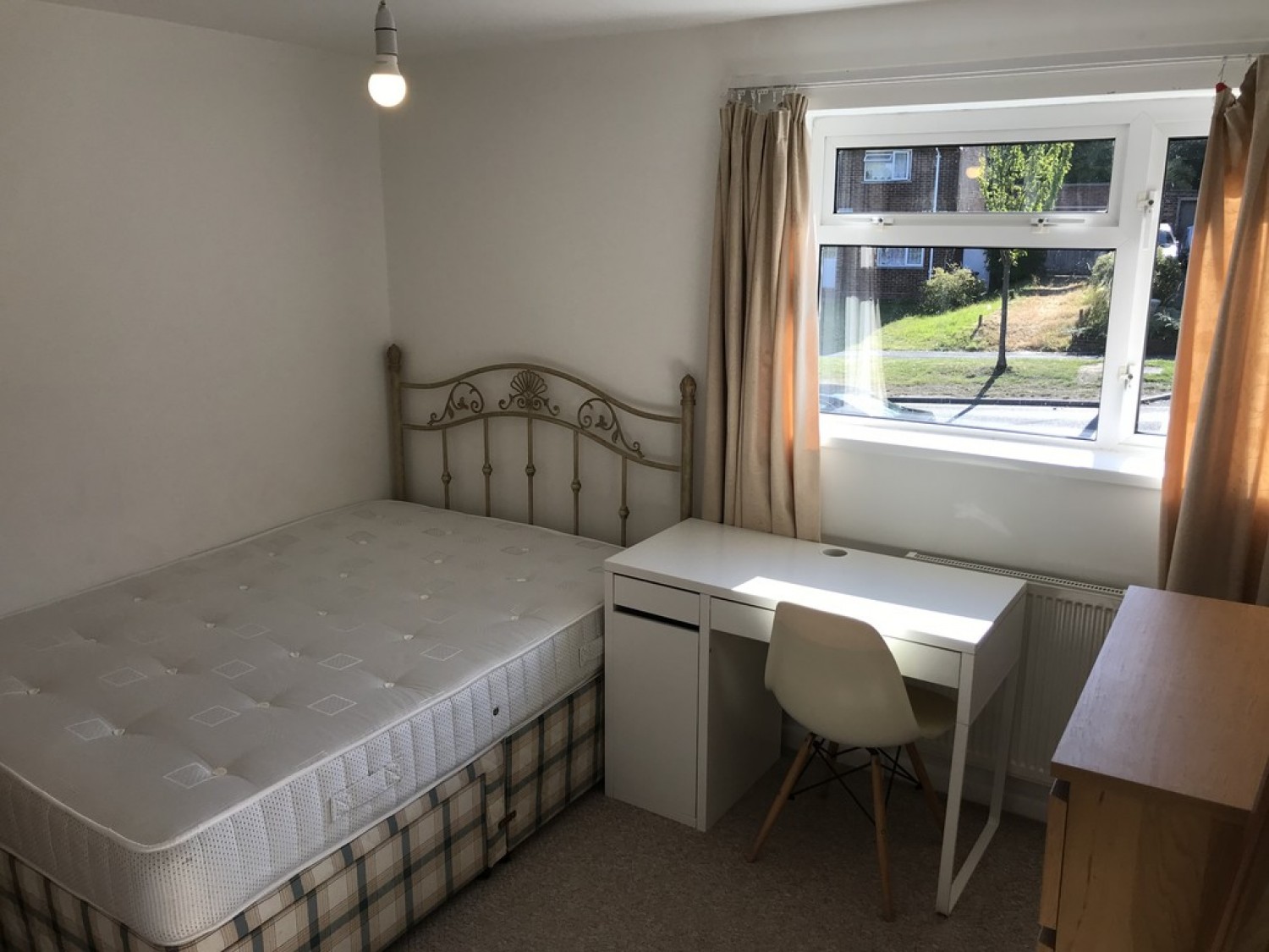 6 bedroom House for Sale Imber Road, Winnall , Winchester